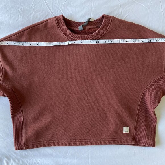 Vuori Restore Cropped Crewneck Sweatshirt in Burgundy XS - Picture 6 of 10